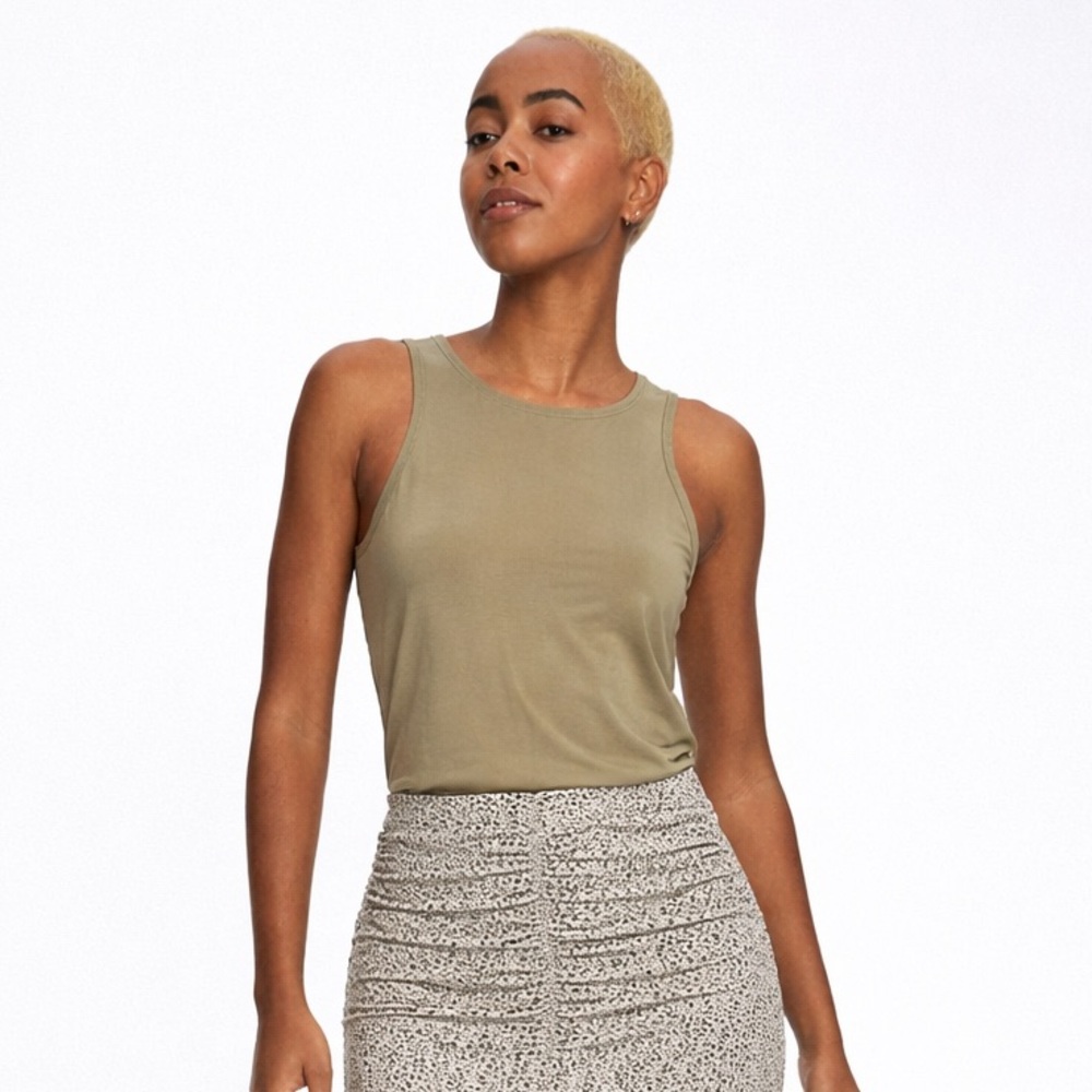 🇨🇦 Paper Label Olive Green Tencel Tank, XS